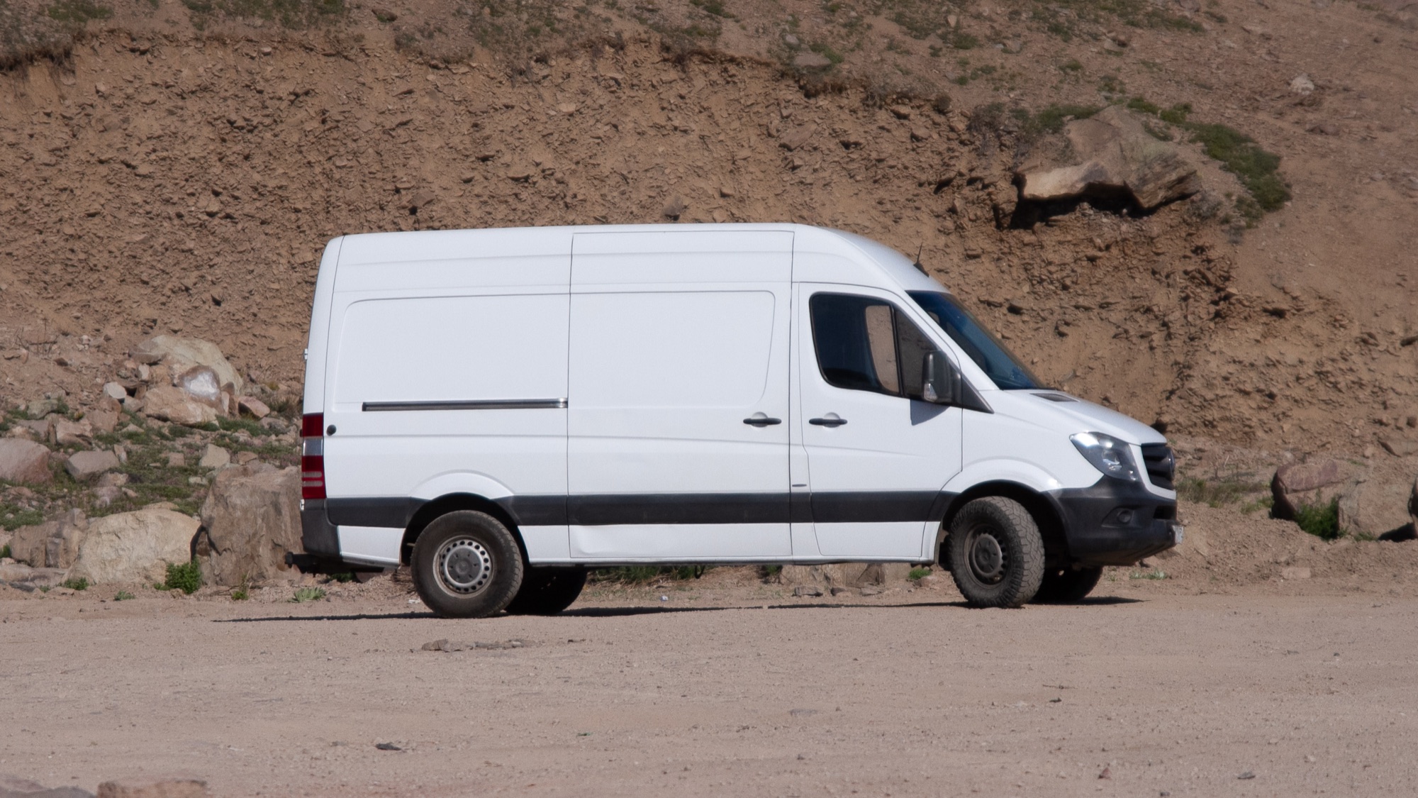 TOTOMOVES Mercedes-Benz Sprinter cargo van photographed in the Andes